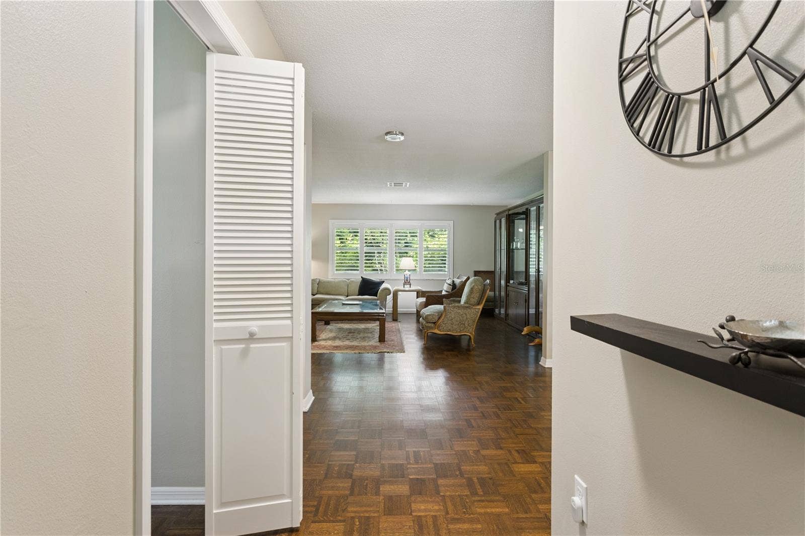 1325 OVERLOOK DRIVE, Mount Dora, FL 32757 Foyer entry