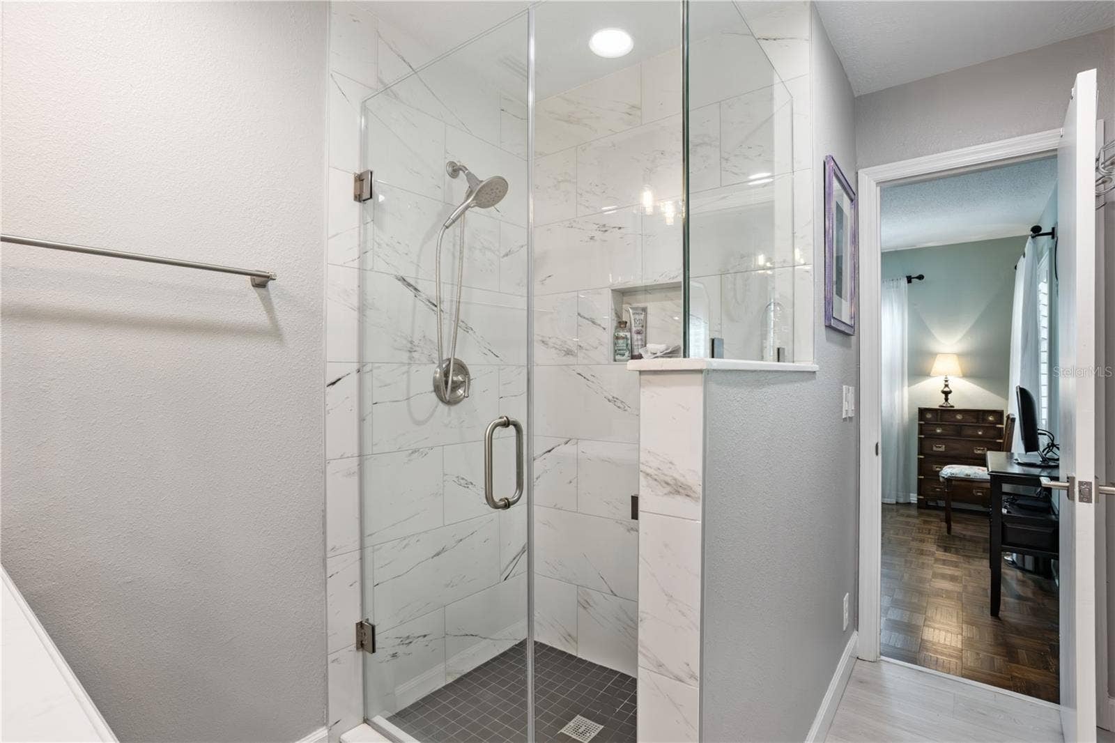 1325 OVERLOOK DRIVE, Mount Dora, FL 32757 Primary bath