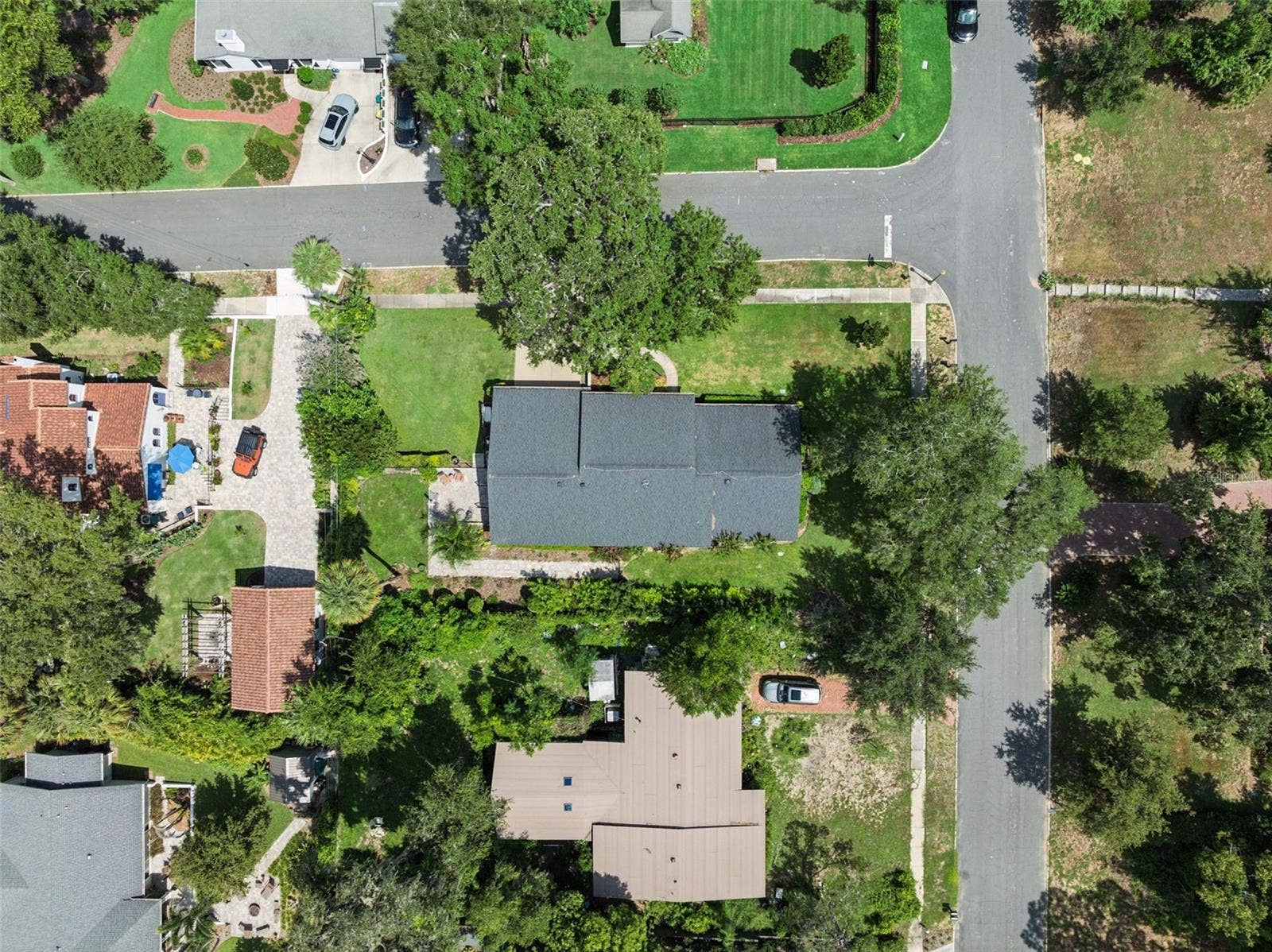 1325 OVERLOOK DRIVE, Mount Dora, FL 32757 1325 OVERLOOK DRIVE, Mount Dora, FL 32757