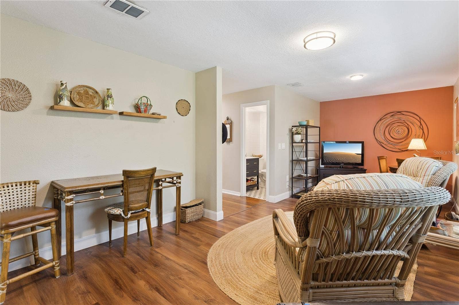 1325 OVERLOOK DRIVE, Mount Dora, FL 32757 1325 OVERLOOK DRIVE, Mount Dora, FL 32757