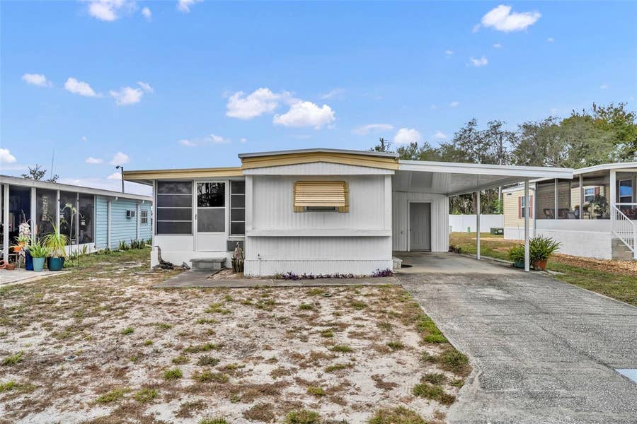 Property photo for 11 HAWAIIAN WAY, Leesburg, FL
