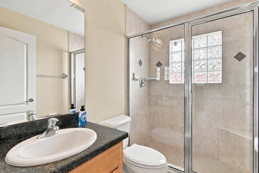 81 GOLFVIEW CIRCLE, Umatilla, FL 32784 Bath 2