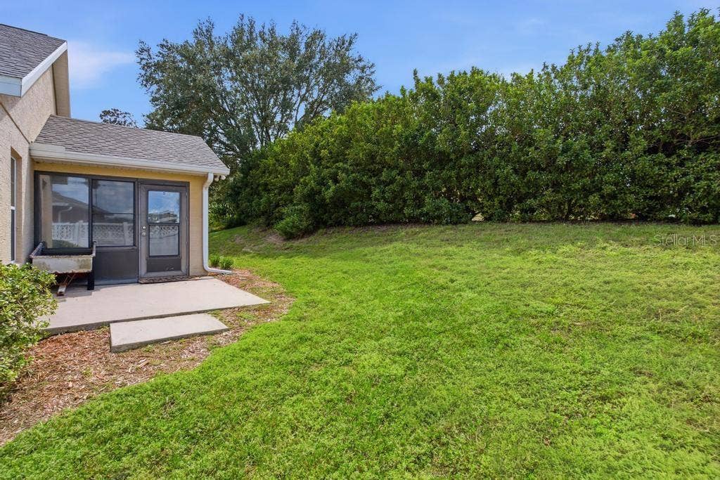 81 GOLFVIEW CIRCLE, Umatilla, FL 32784 Pleasant Backyard