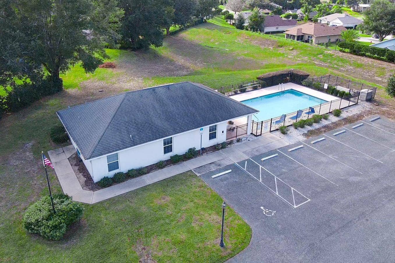 81 GOLFVIEW CIRCLE, Umatilla, FL 32784 Community Facilities