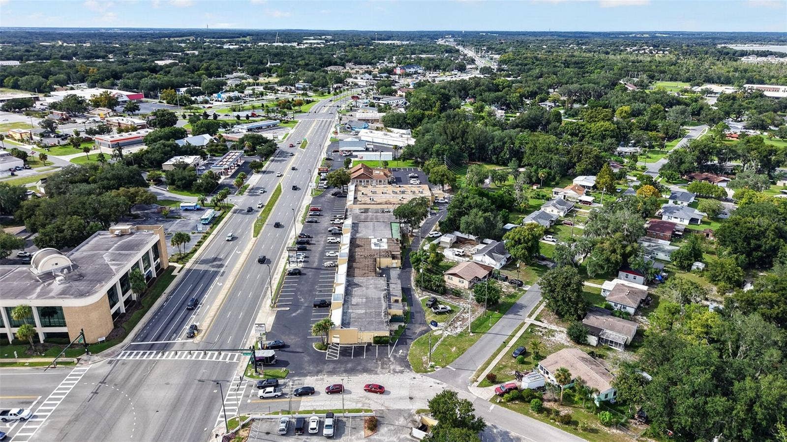 1326 W NORTH BOULEVARD, #1, Leesburg, FL 34748 1326 W NORTH BOULEVARD, #1, Leesburg, FL 34748
