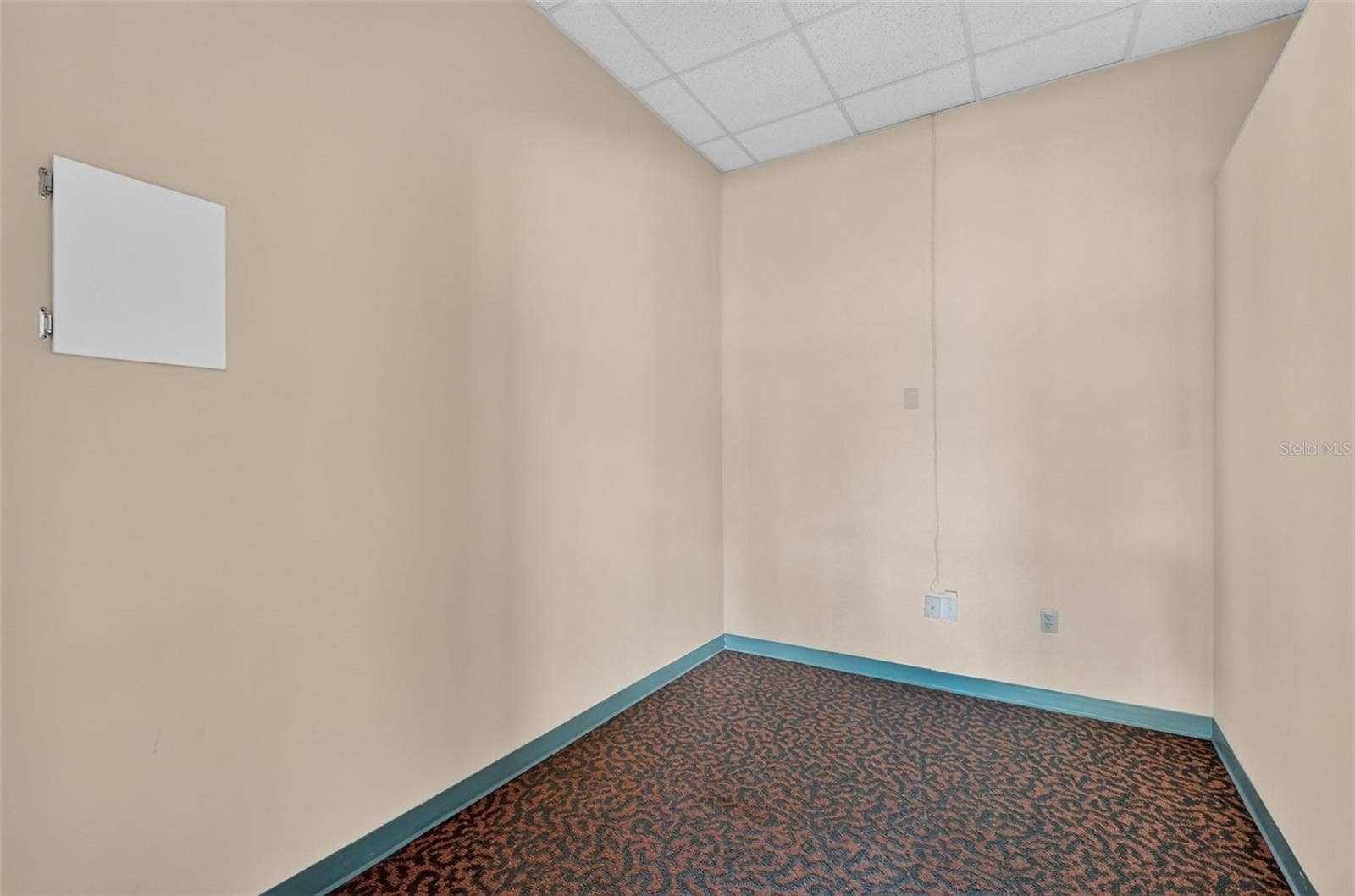 1326 W NORTH BOULEVARD, #1, Leesburg, FL 34748 1326 W NORTH BOULEVARD, #1, Leesburg, FL 34748