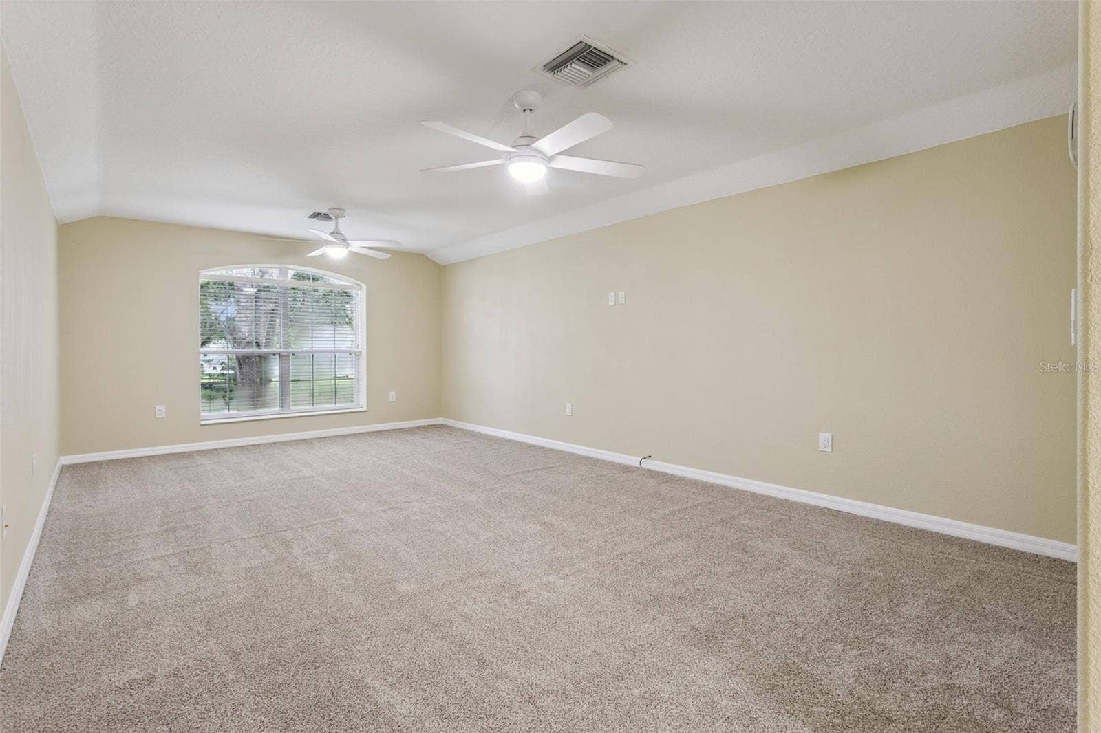 949 HAWK LANDING, Fruitland Park, FL 34731 949 HAWK LANDING, Fruitland Park, FL 34731
