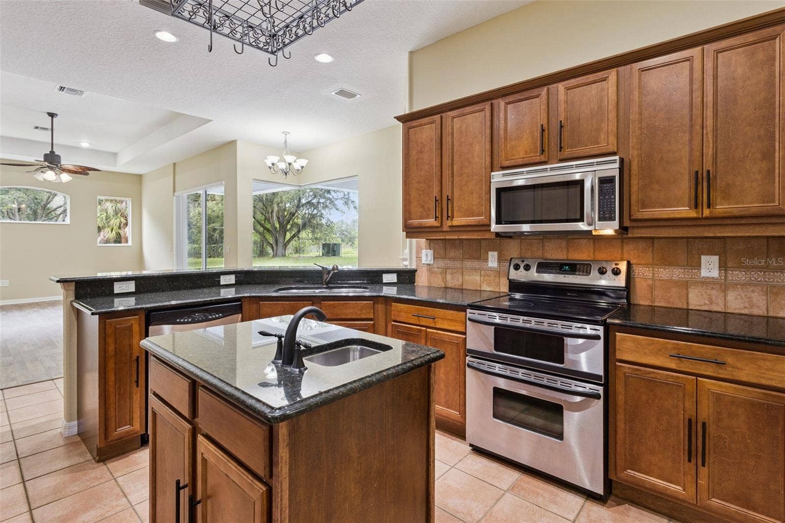 949 HAWK LANDING, Fruitland Park, FL 34731 949 HAWK LANDING, Fruitland Park, FL 34731