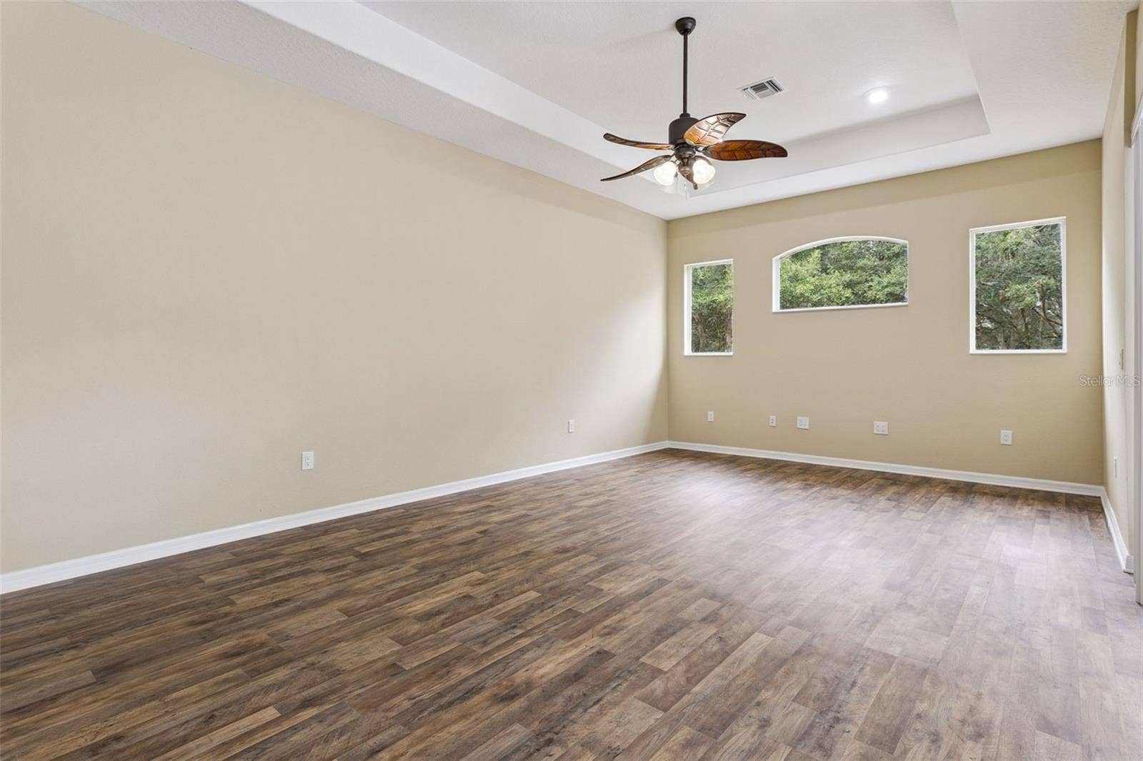 949 HAWK LANDING, Fruitland Park, FL 34731 949 HAWK LANDING, Fruitland Park, FL 34731