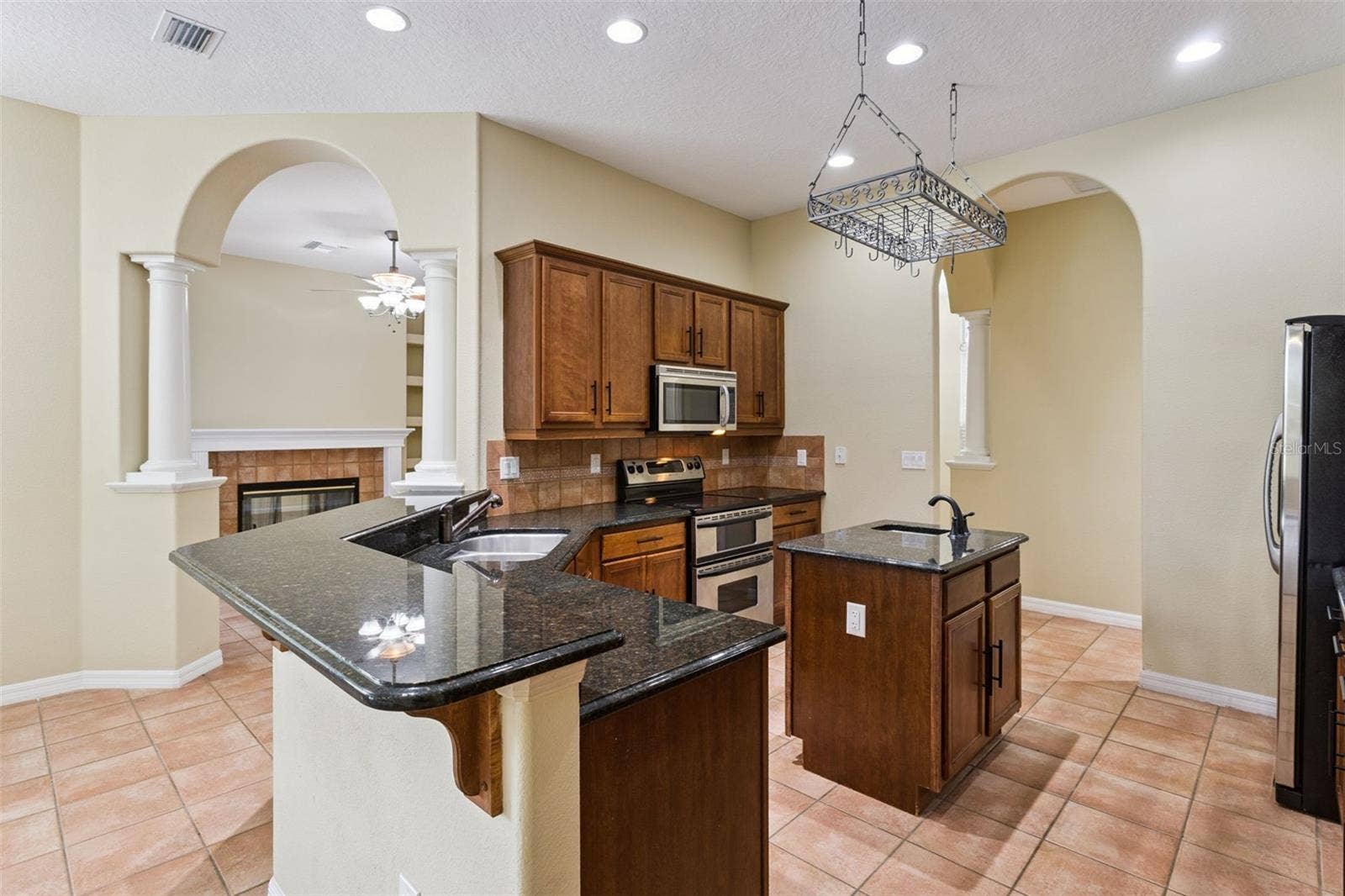 949 HAWK LANDING, Fruitland Park, FL 34731 949 HAWK LANDING, Fruitland Park, FL 34731