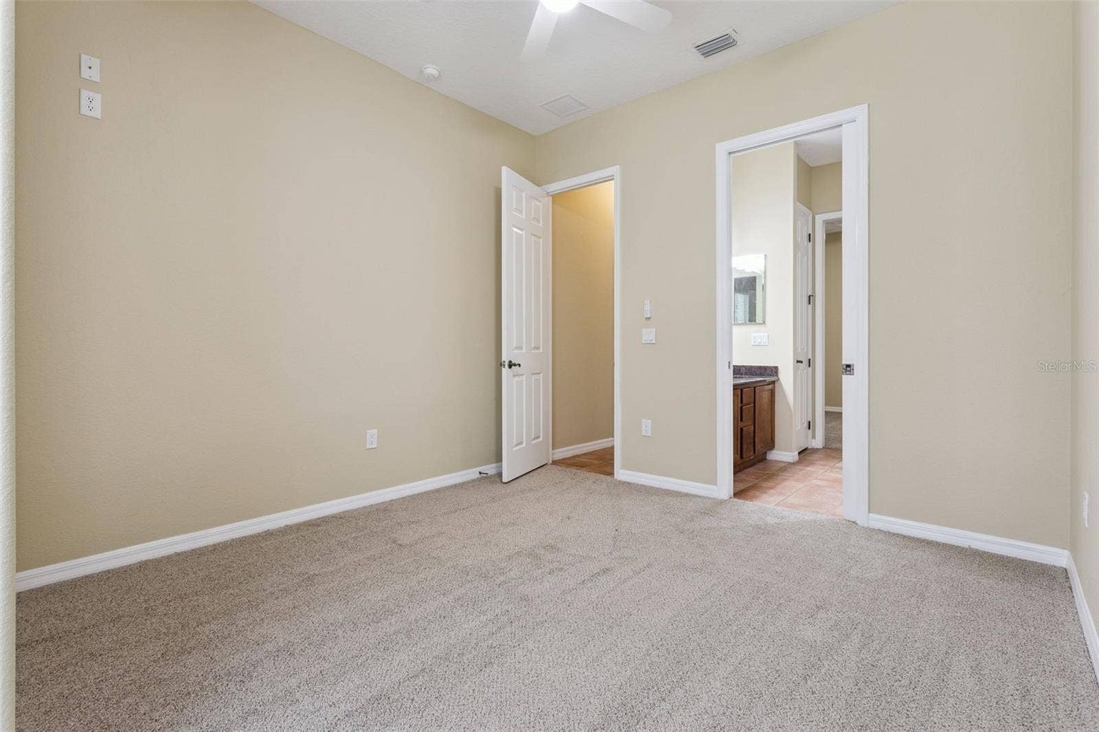 949 HAWK LANDING, Fruitland Park, FL 34731 949 HAWK LANDING, Fruitland Park, FL 34731