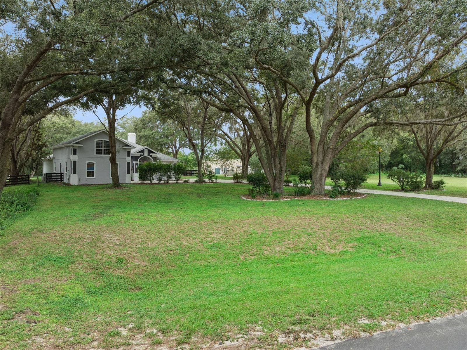 949 HAWK LANDING, Fruitland Park, FL 34731 949 HAWK LANDING, Fruitland Park, FL 34731