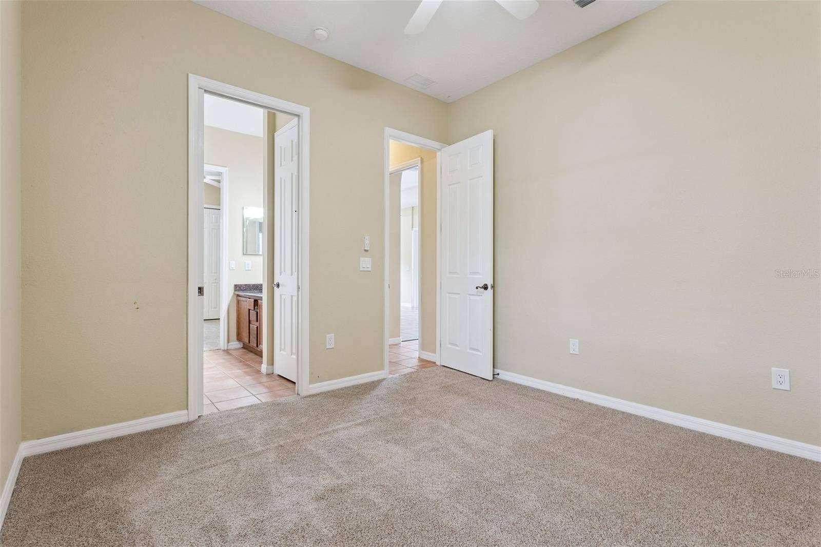 949 HAWK LANDING, Fruitland Park, FL 34731 949 HAWK LANDING, Fruitland Park, FL 34731