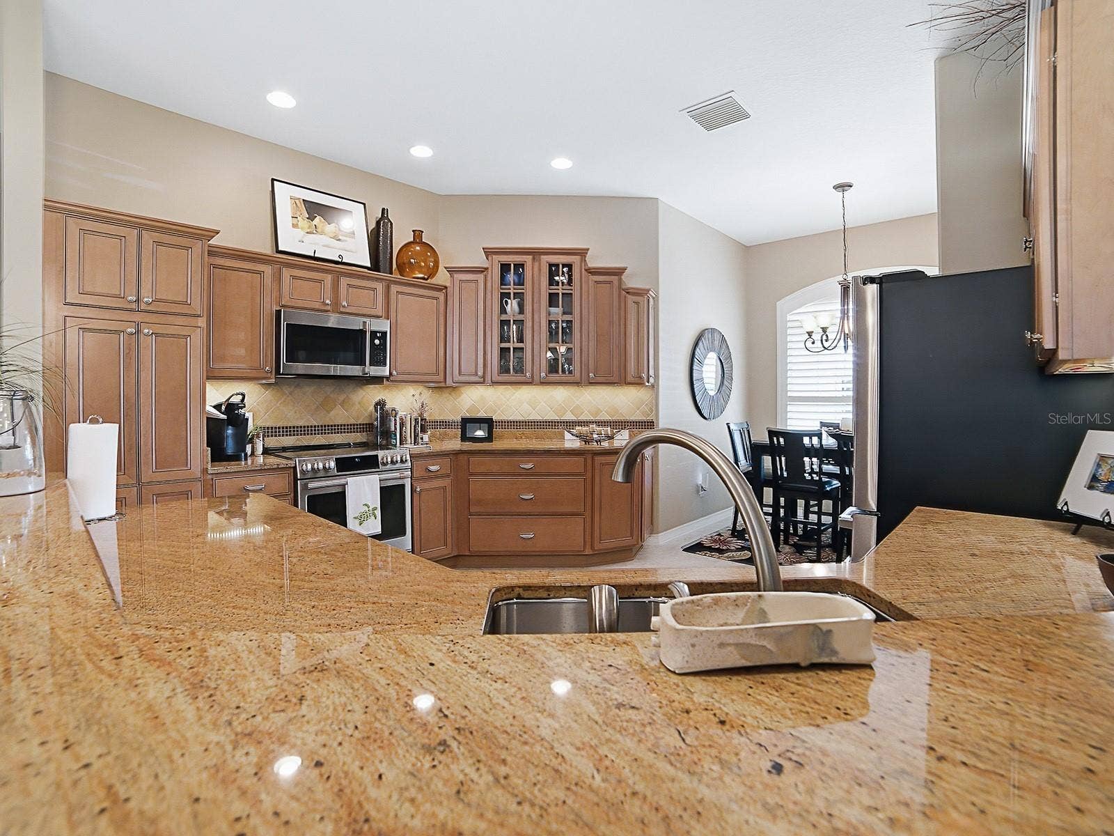 2269 KINCORD COURT, The Villages, FL 32162 2269 KINCORD COURT, The Villages, FL 32162