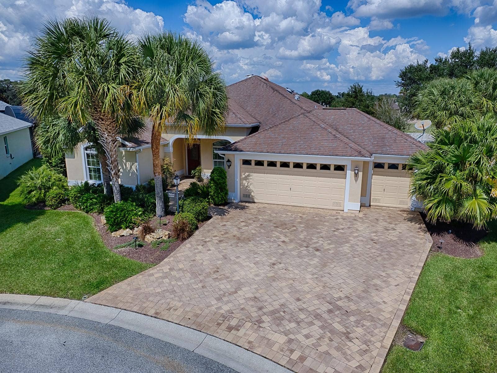 2269 KINCORD COURT, The Villages, FL 32162 Front of home