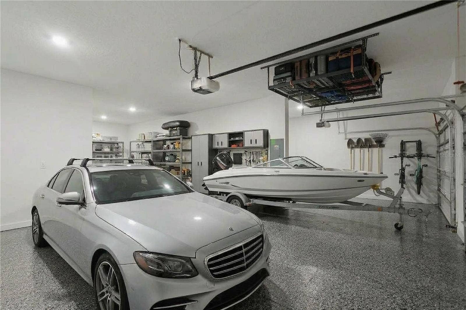 6175 SHAVASANA RD ROAD, Clermont, FL 34714 Do you have a boat??NO PROBLEM park it in the garage