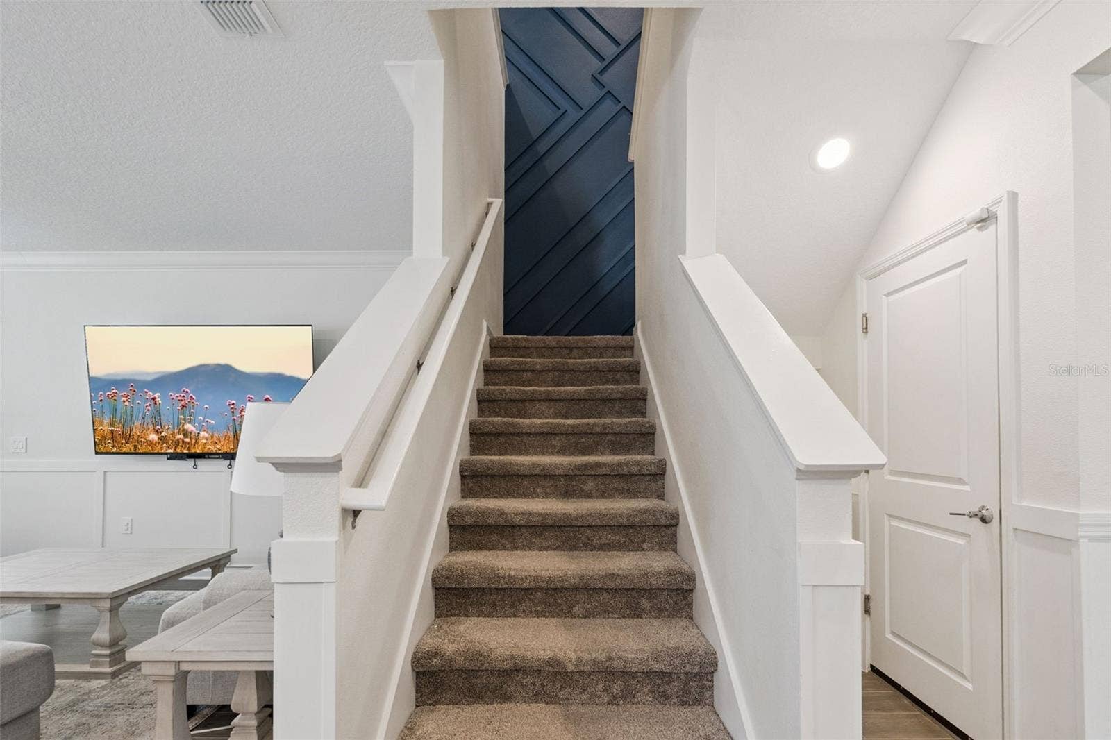 6175 SHAVASANA RD ROAD, Clermont, FL 34714 Accent Wall