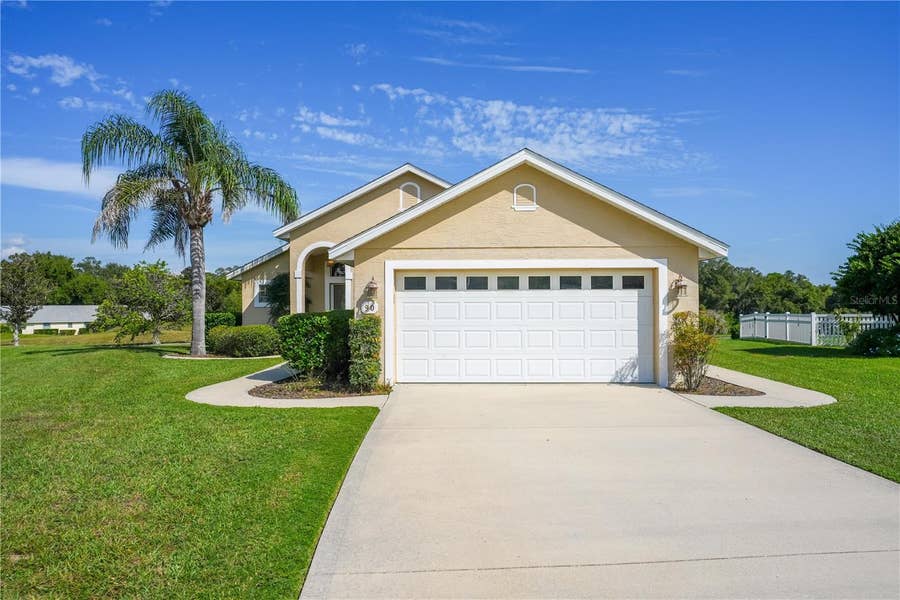 Property photo for 90 GOLFVIEW CIRCLE, Umatilla, FL