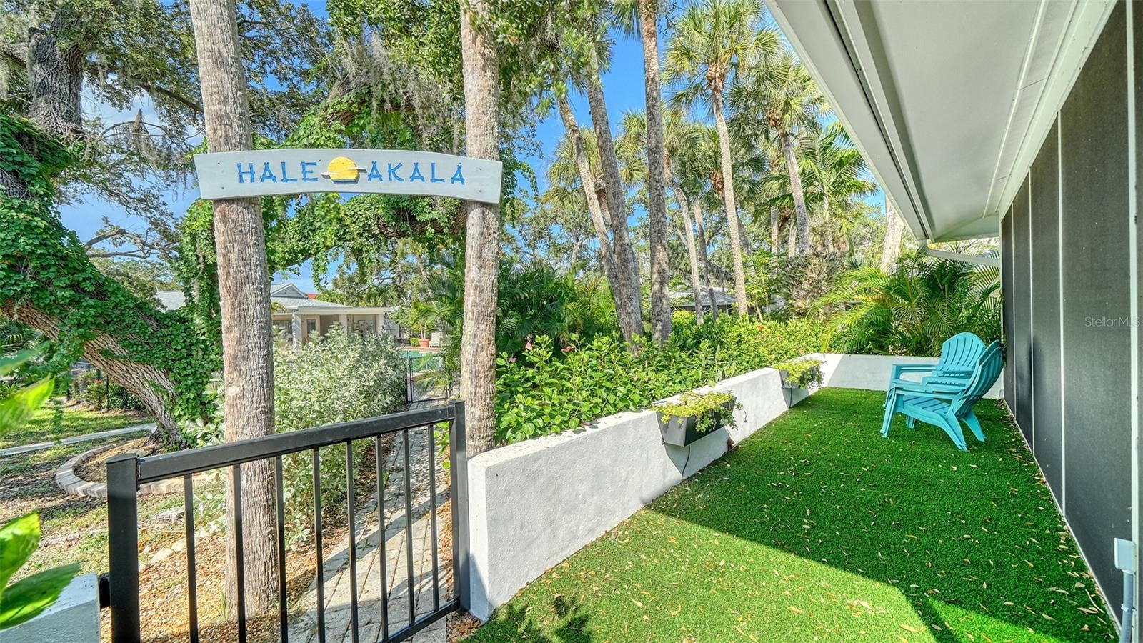 1229 MOONMIST CIRCLE, #P6, Sarasota, FL 34242 Pet Friendly Area
