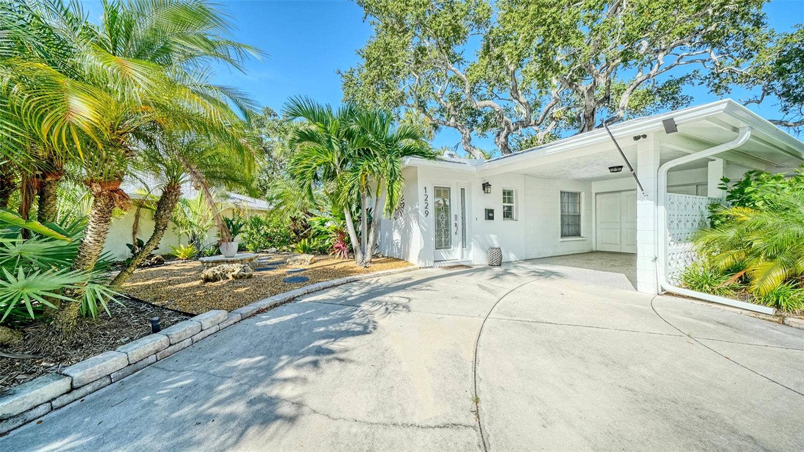 1229 MOONMIST CIRCLE, #P6, Sarasota, FL 34242 Front Entrance - Morning View