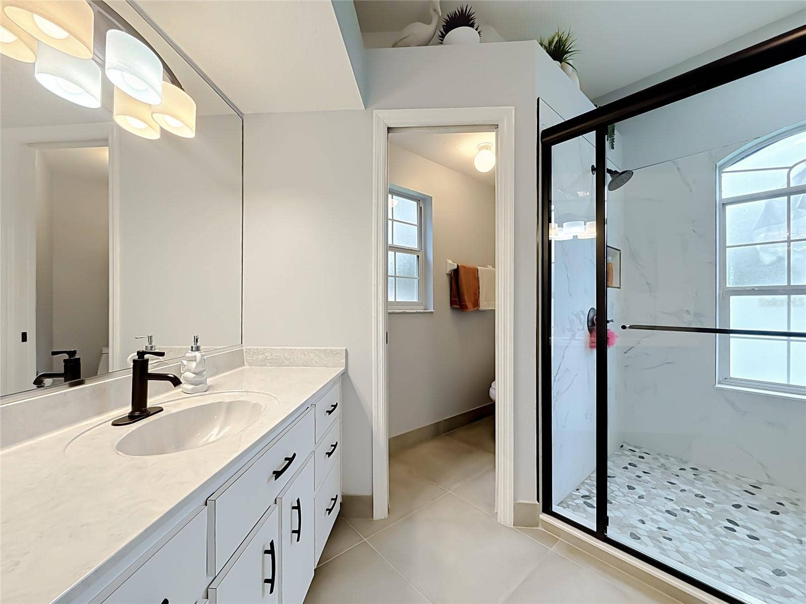 Ensuite