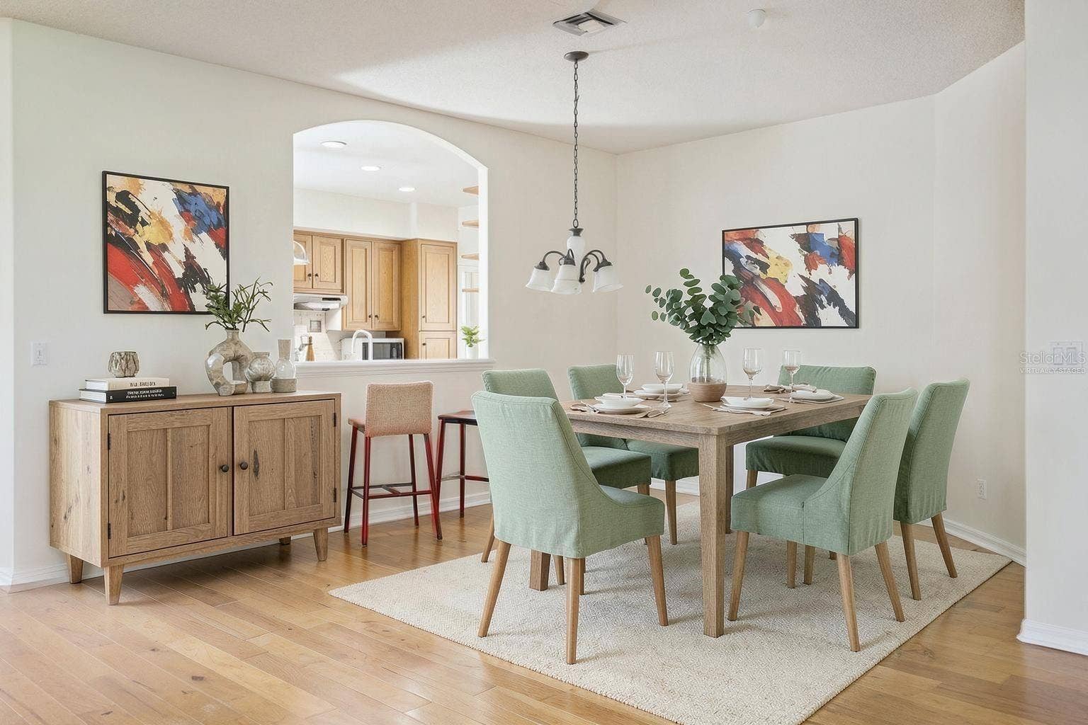 4636 GLEN COE STREET, Leesburg, FL 34748 Virtually Staged Dining room