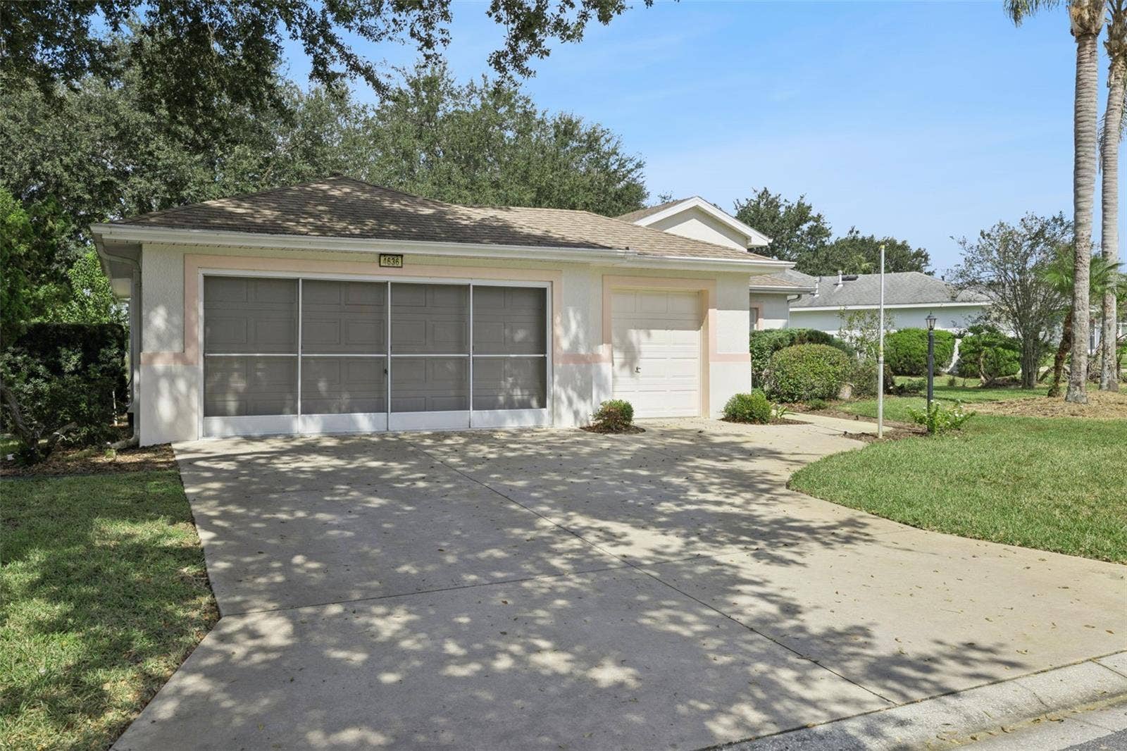 4636 GLEN COE STREET, Leesburg, FL 34748 Front of property