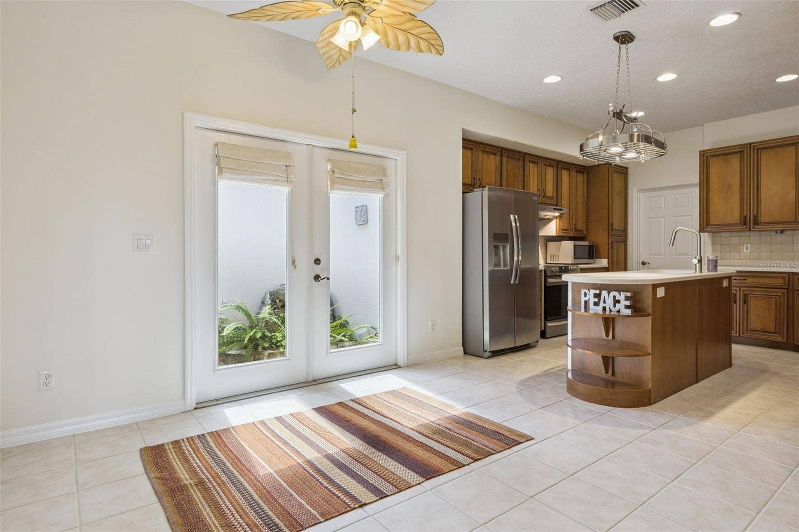 4636 GLEN COE STREET, Leesburg, FL 34748 Kitchen