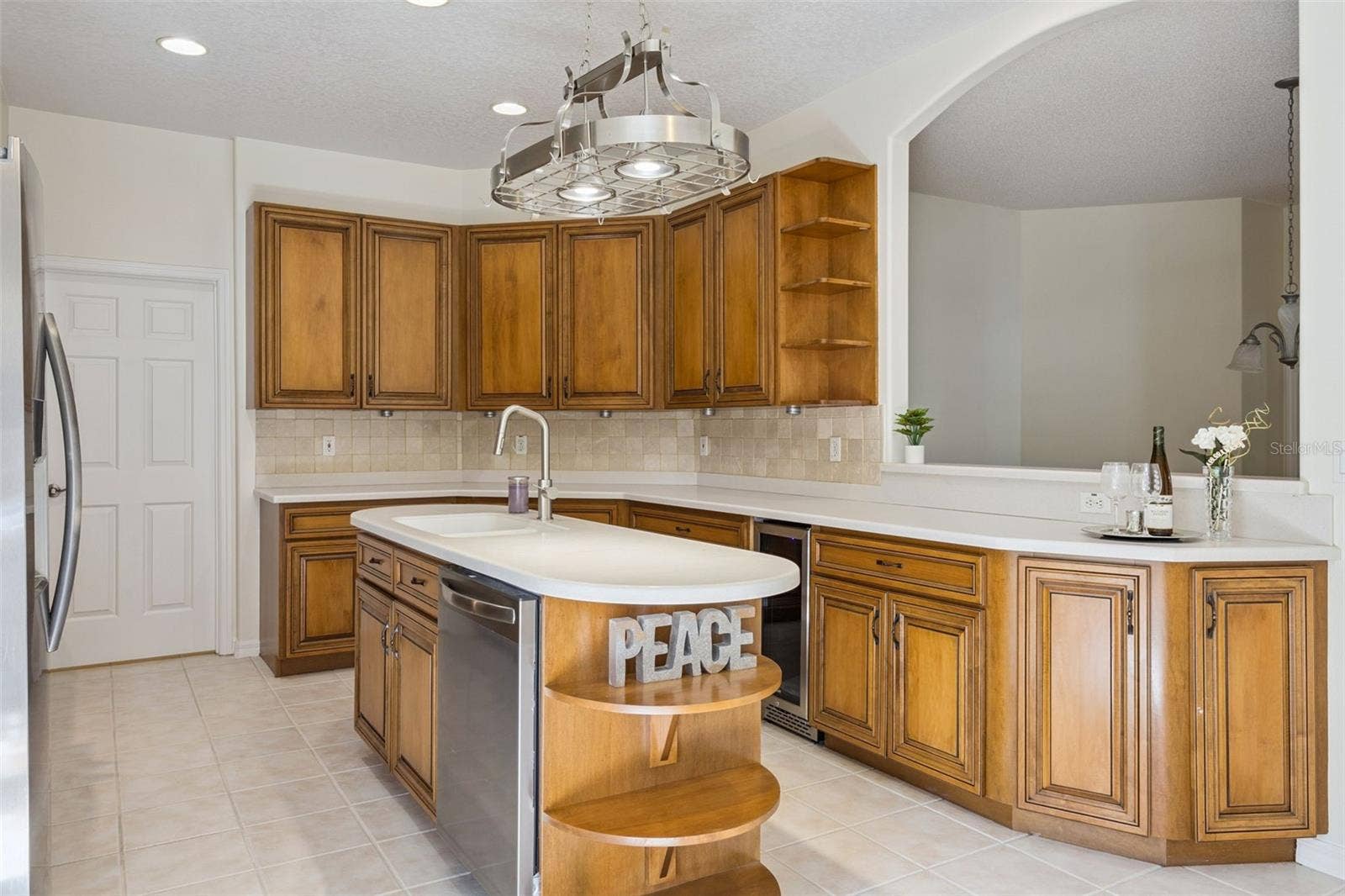4636 GLEN COE STREET, Leesburg, FL 34748 Kitchen