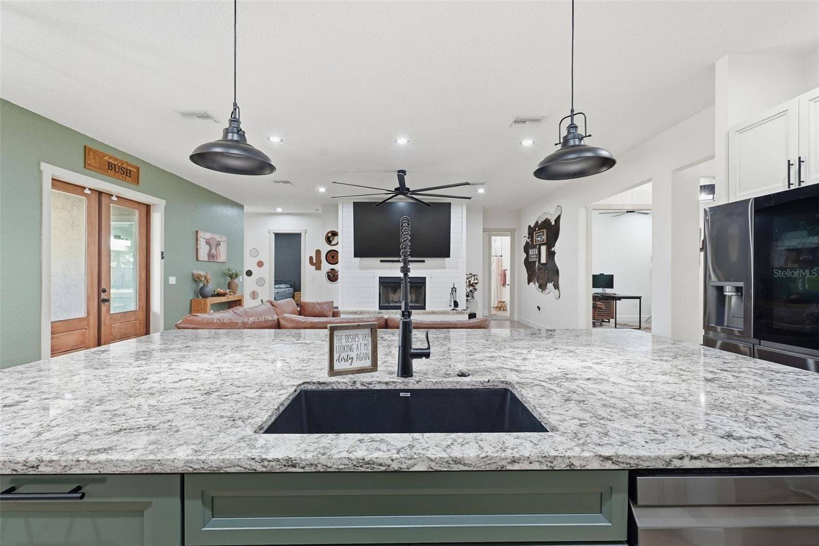 19106 CLAYTON TRAIL, Altoona, FL 32702 19106 CLAYTON TRAIL, Altoona, FL 32702