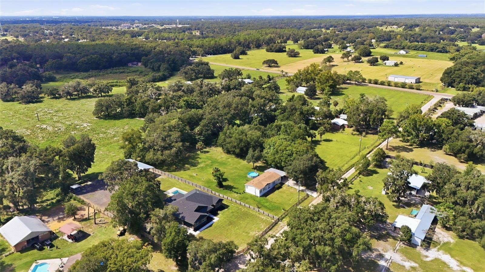 19106 CLAYTON TRAIL, Altoona, FL 32702 19106 CLAYTON TRAIL, Altoona, FL 32702