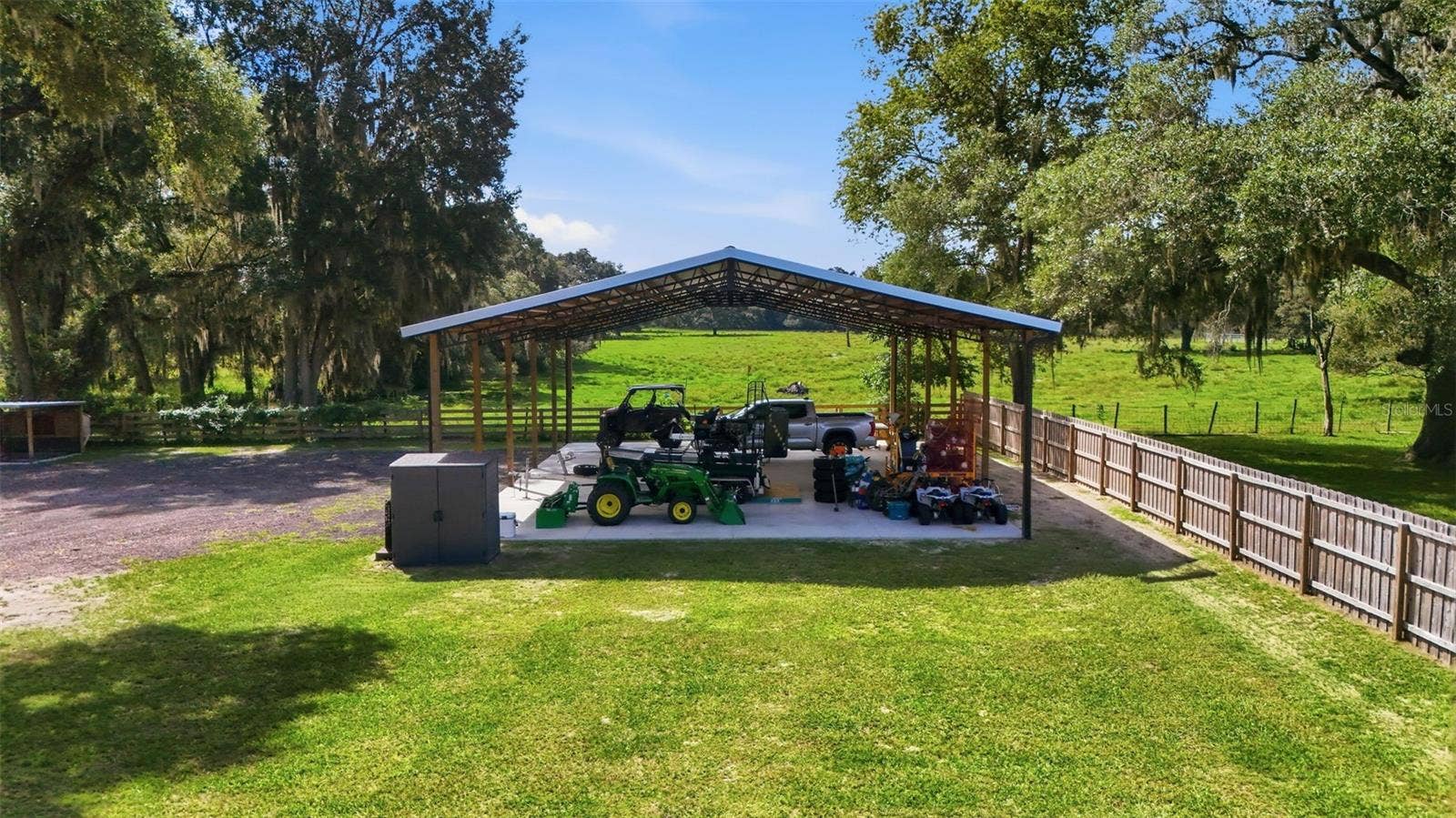 19106 CLAYTON TRAIL, Altoona, FL 32702 19106 CLAYTON TRAIL, Altoona, FL 32702