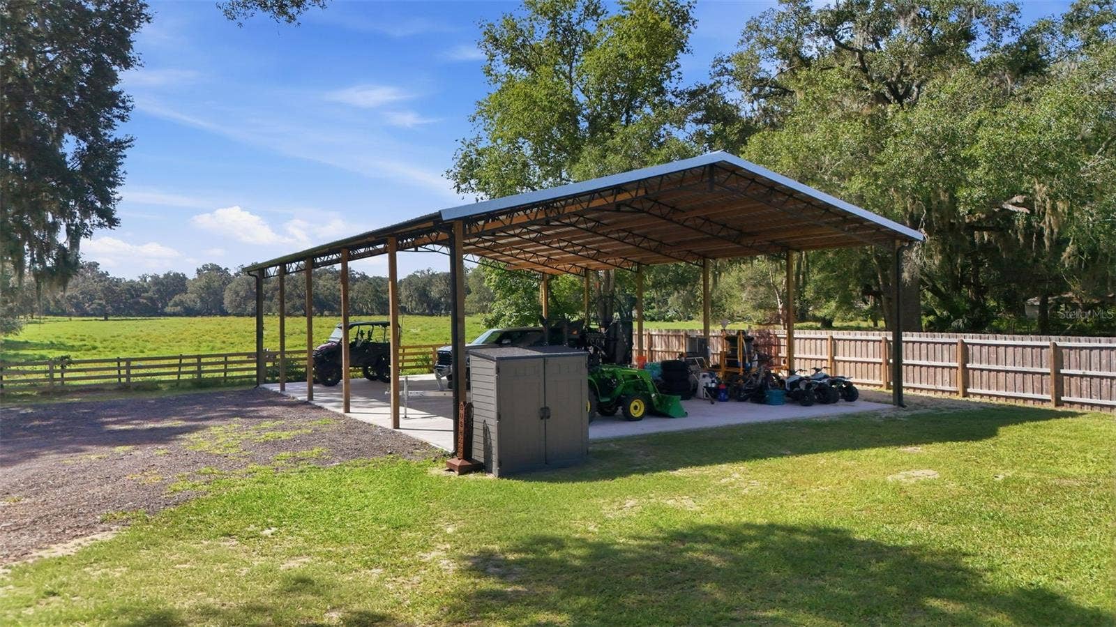 19106 CLAYTON TRAIL, Altoona, FL 32702 19106 CLAYTON TRAIL, Altoona, FL 32702