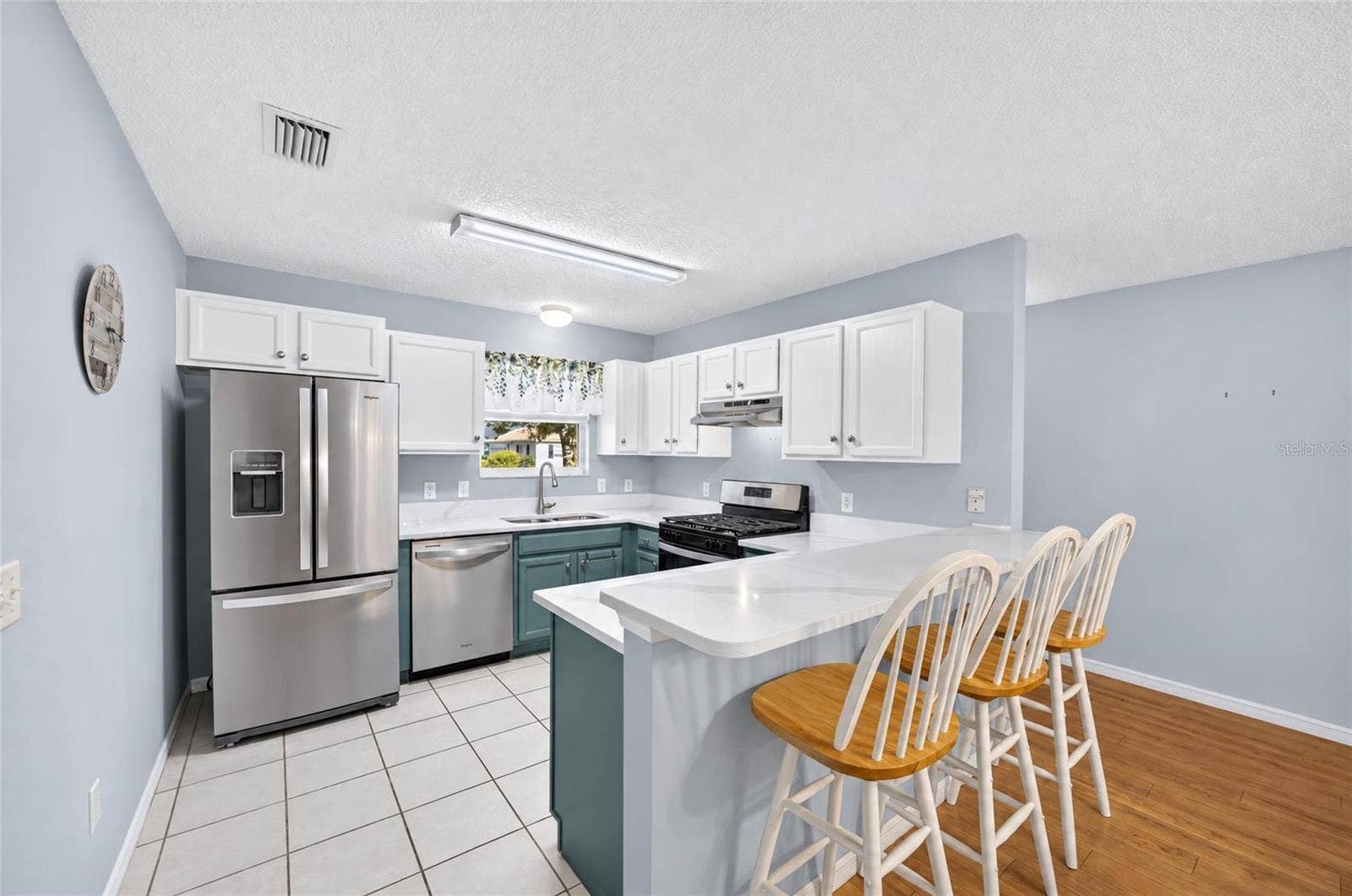 Stainless Appliances