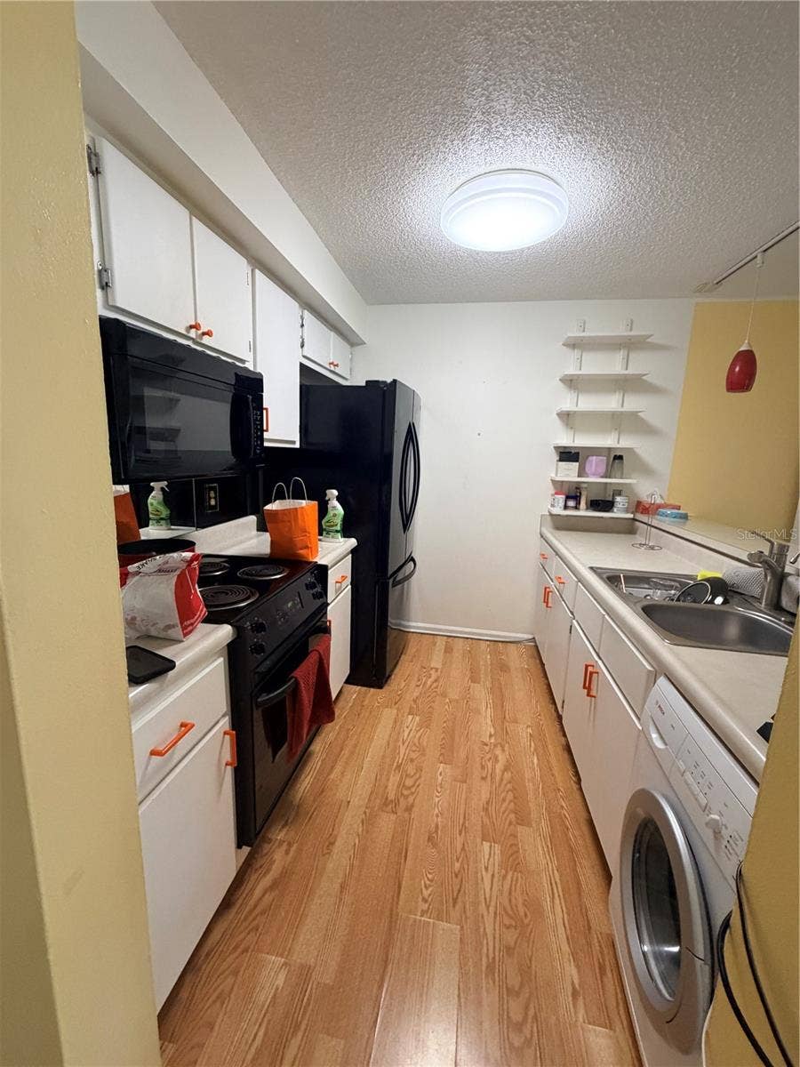 723 PERKINS STREET, #200, Leesburg, FL 34748 723 PERKINS STREET, #200, Leesburg, FL 34748