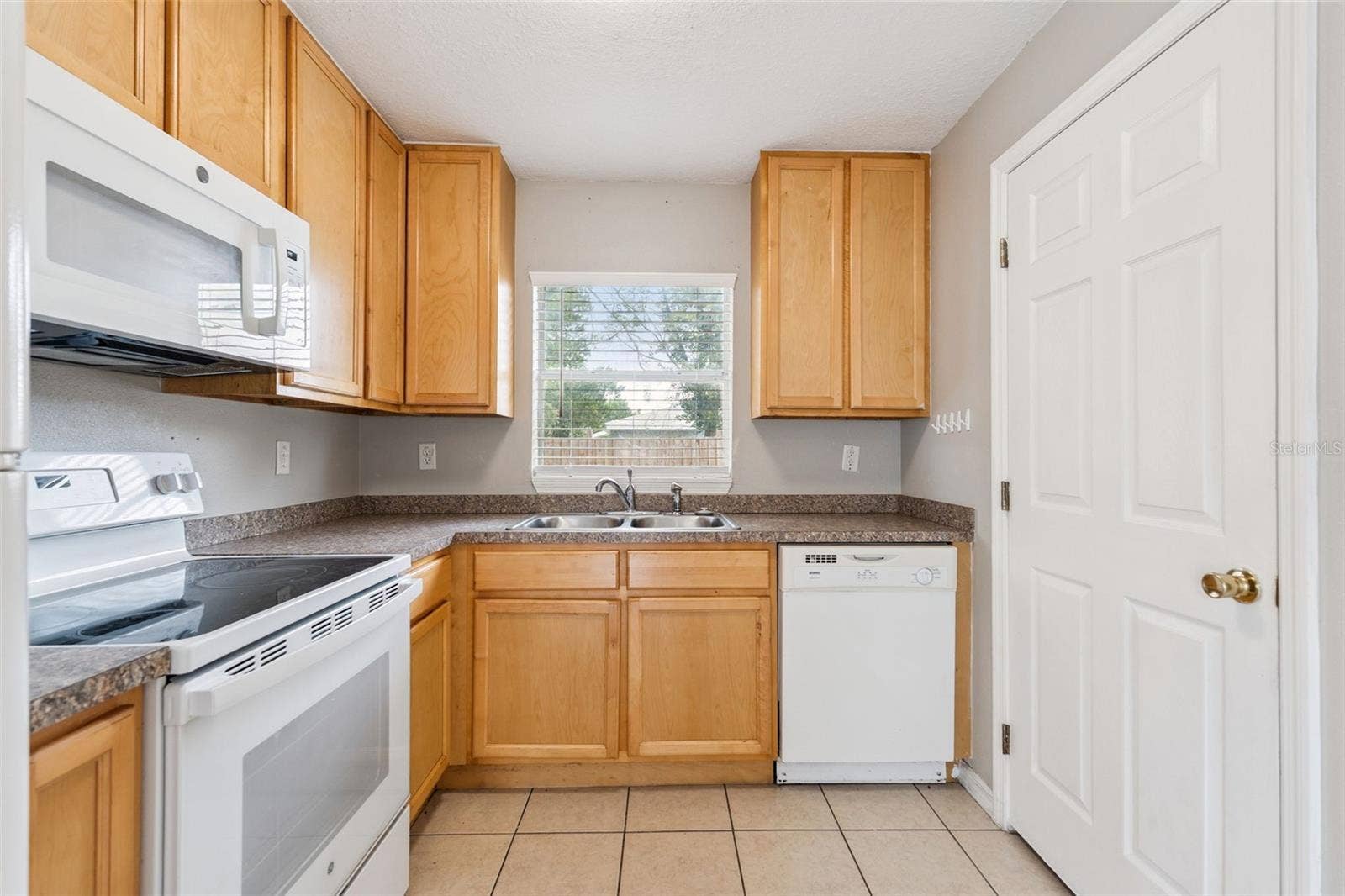 106-108 W ORANGE AVENUE, Lake Wales, FL 33853