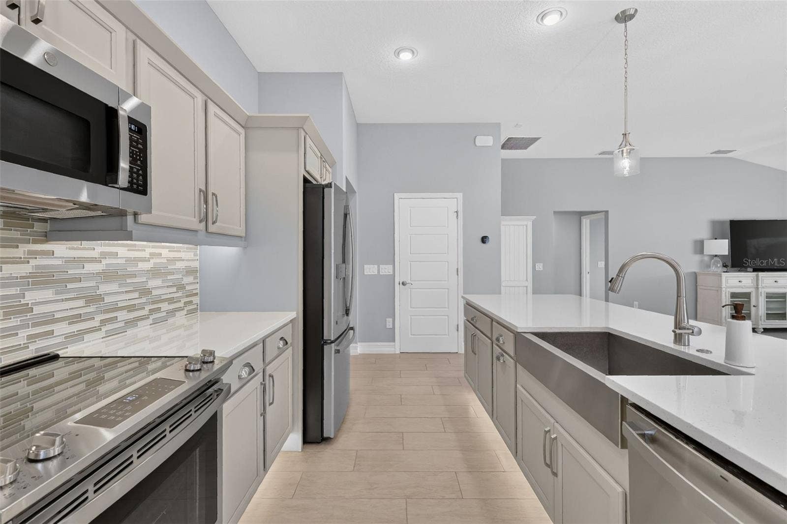 974 JAY STREET, The Villages, FL 32163