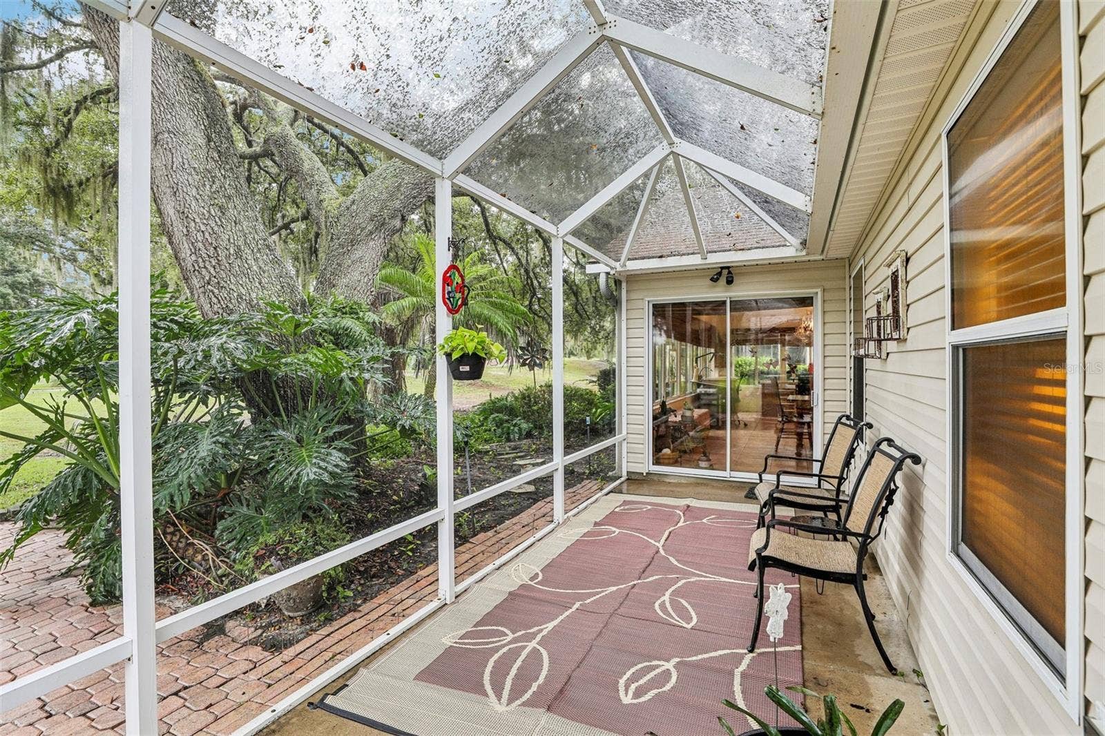 460 LOMA PASEO DRIVE, The Villages, FL 32159 460 LOMA PASEO DRIVE, The Villages, FL 32159