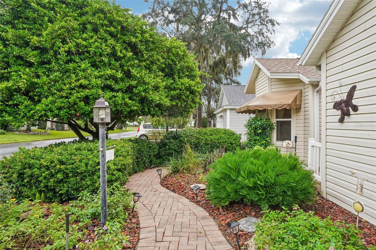 460 LOMA PASEO DRIVE, The Villages, FL 32159 460 LOMA PASEO DRIVE, The Villages, FL 32159