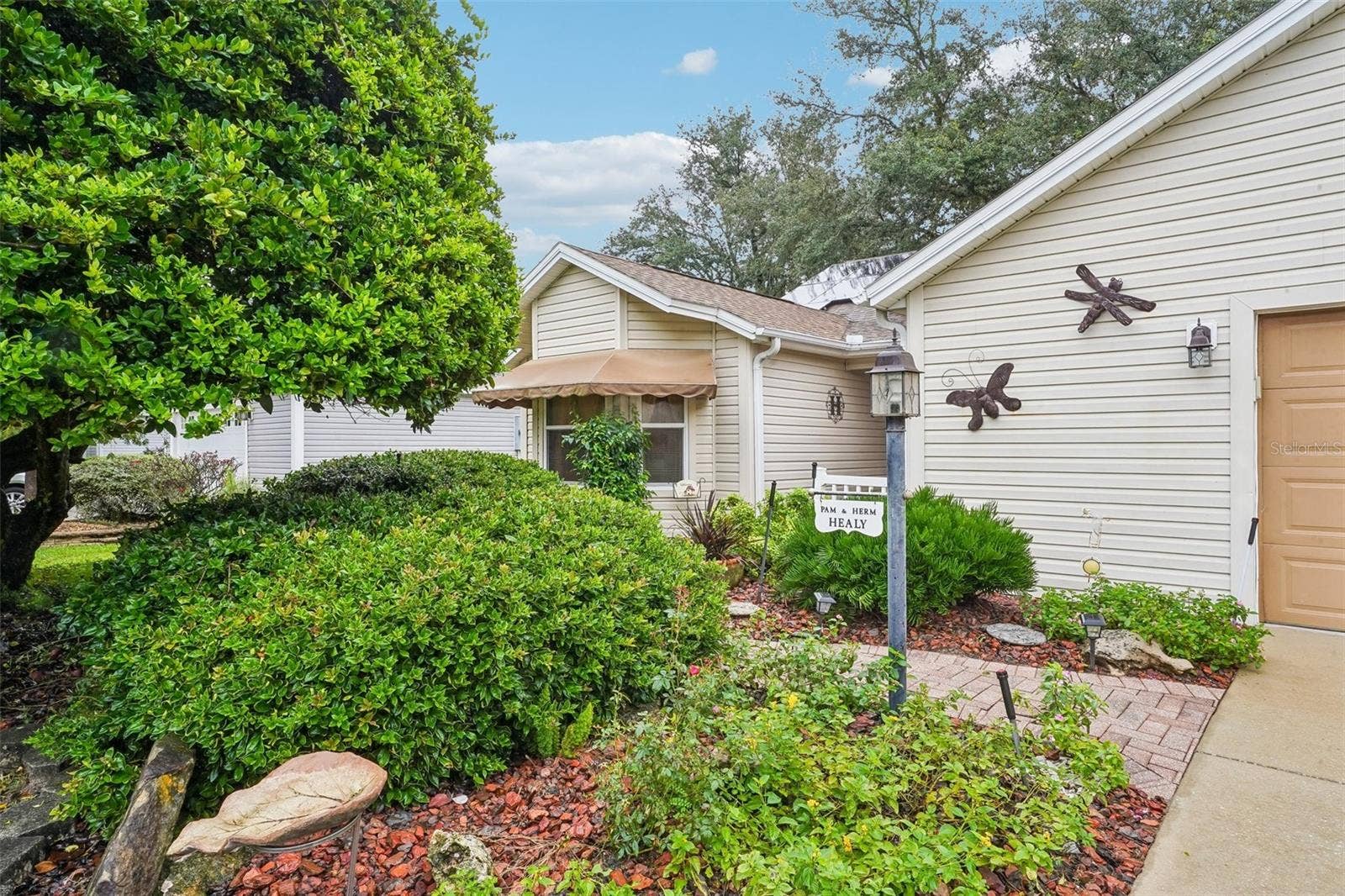 460 LOMA PASEO DRIVE, The Villages, FL 32159 460 LOMA PASEO DRIVE, The Villages, FL 32159