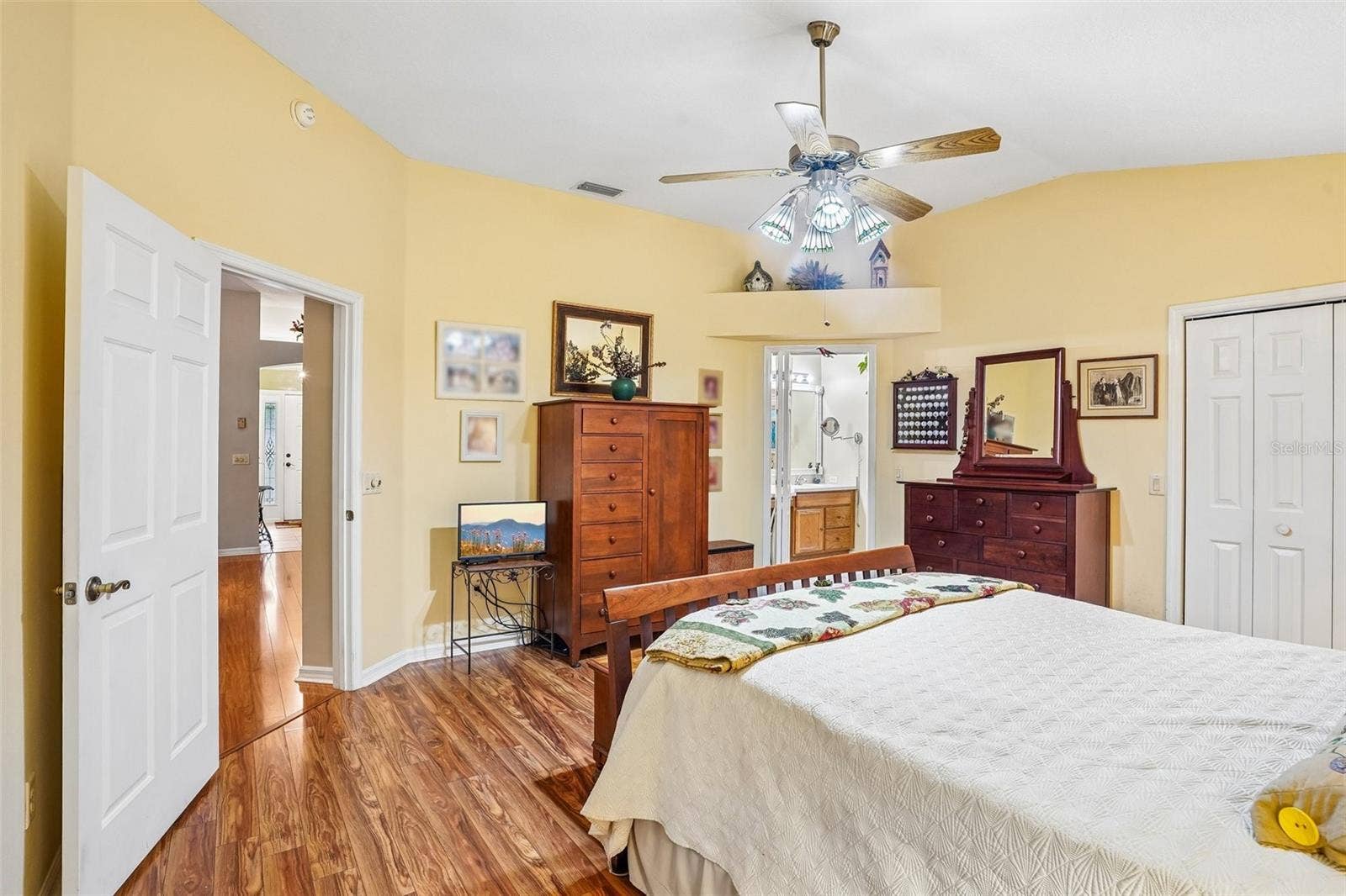 460 LOMA PASEO DRIVE, The Villages, FL 32159 Primary Bedroom