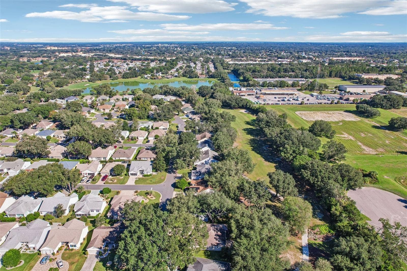 460 LOMA PASEO DRIVE, The Villages, FL 32159