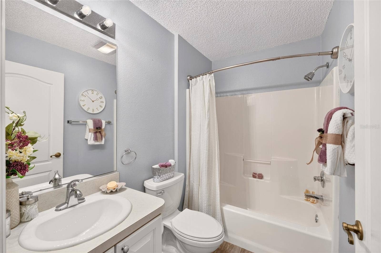 9367 SE 176TH SAFFOLD STREET, The Villages, FL 32162 9367 SE 176TH SAFFOLD STREET, The Villages, FL 32162