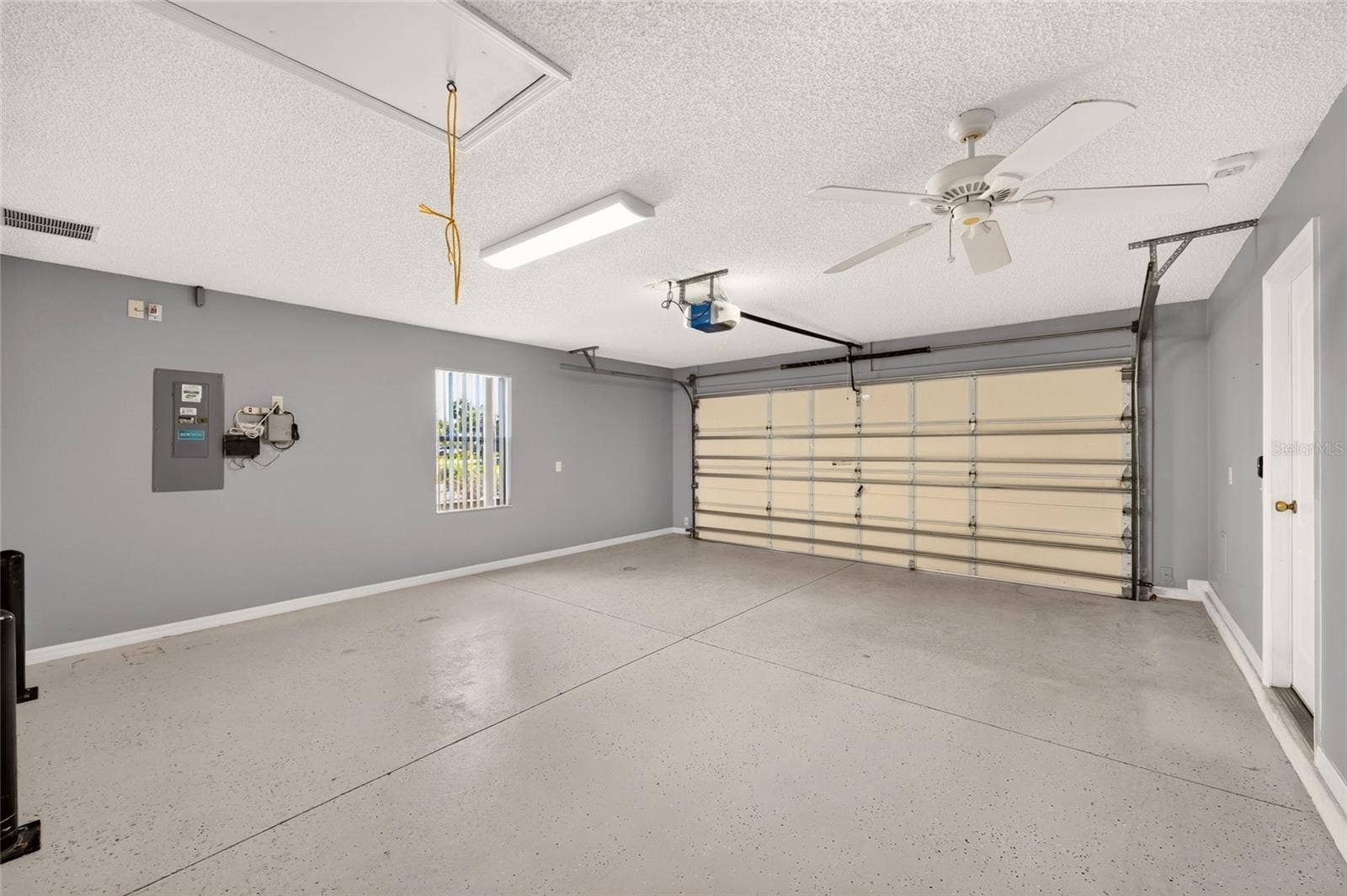 9367 SE 176TH SAFFOLD STREET, The Villages, FL 32162 9367 SE 176TH SAFFOLD STREET, The Villages, FL 32162