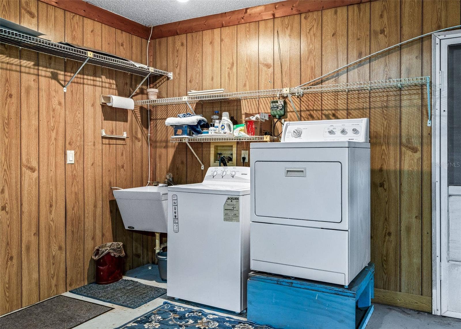 1409 NEW ABBEY AVENUE, Leesburg, FL 34788 1409 NEW ABBEY AVENUE, Leesburg, FL 34788