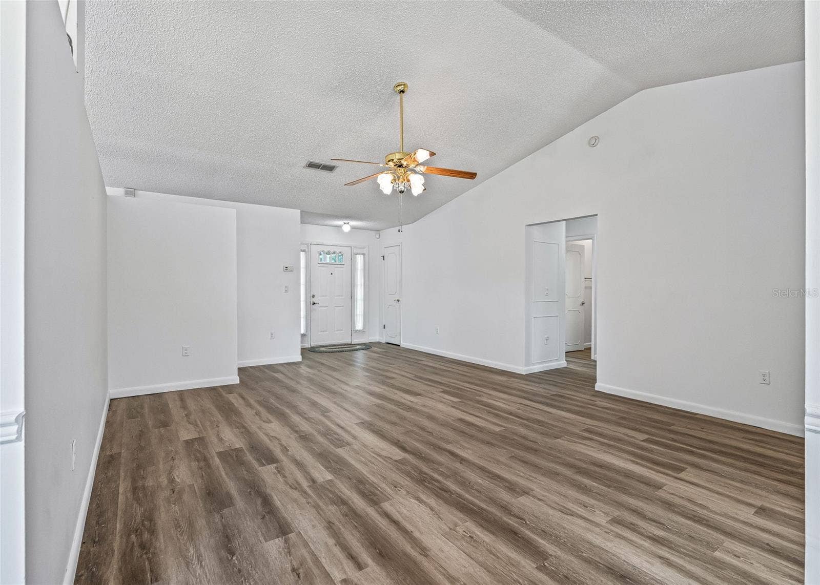 1409 NEW ABBEY AVENUE, Leesburg, FL 34788 1409 NEW ABBEY AVENUE, Leesburg, FL 34788