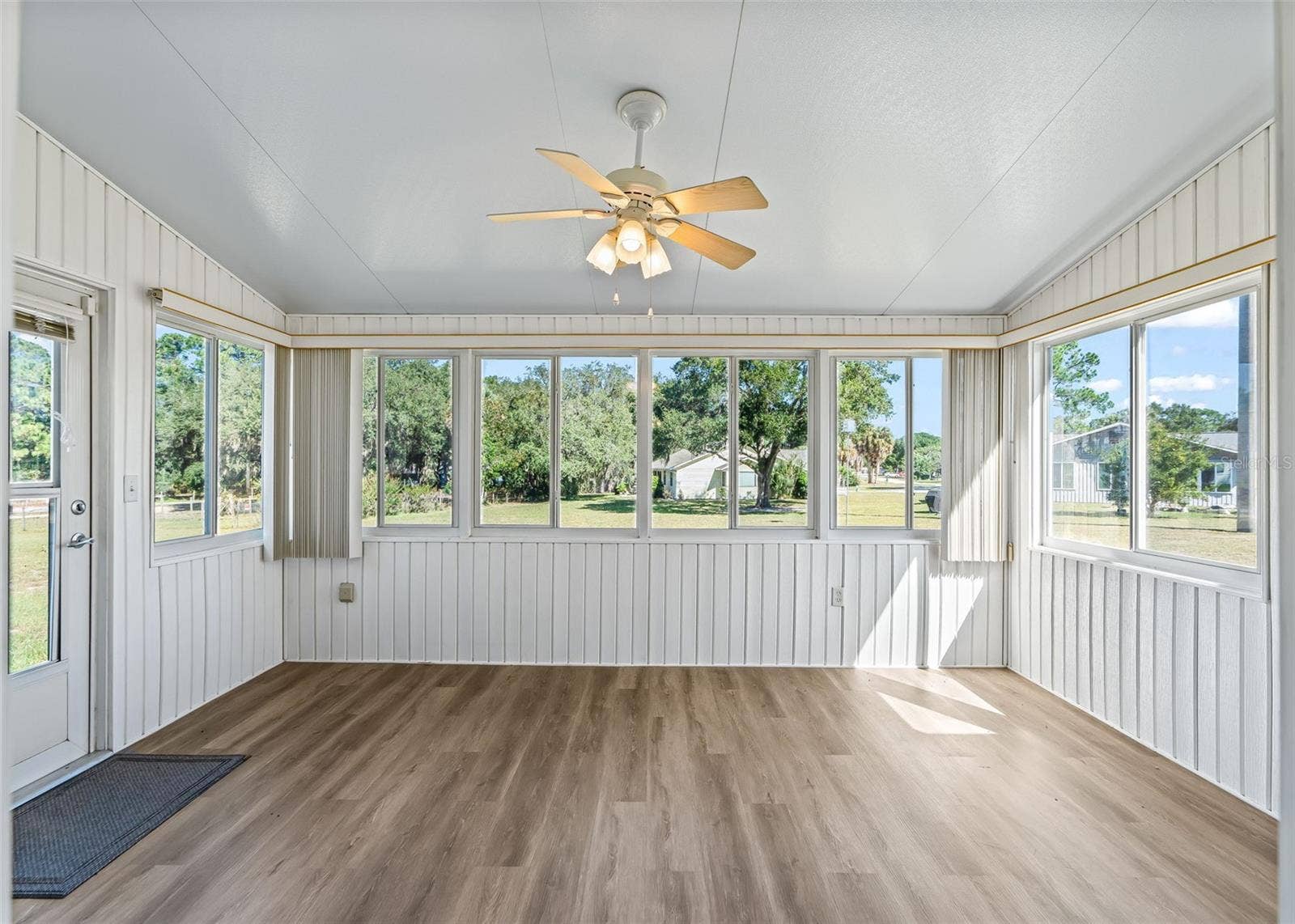1409 NEW ABBEY AVENUE, Leesburg, FL 34788 1409 NEW ABBEY AVENUE, Leesburg, FL 34788