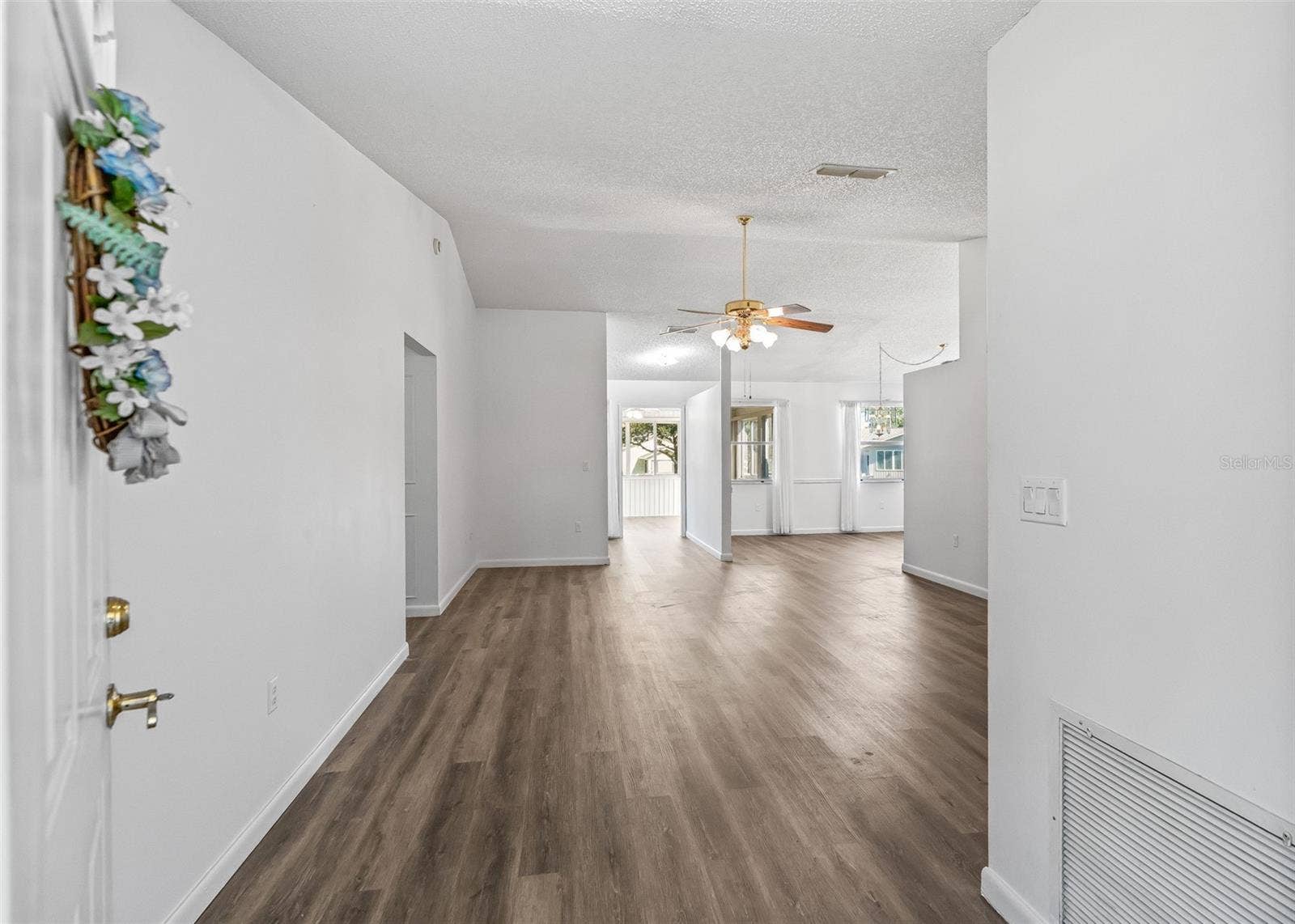 1409 NEW ABBEY AVENUE, Leesburg, FL 34788 1409 NEW ABBEY AVENUE, Leesburg, FL 34788