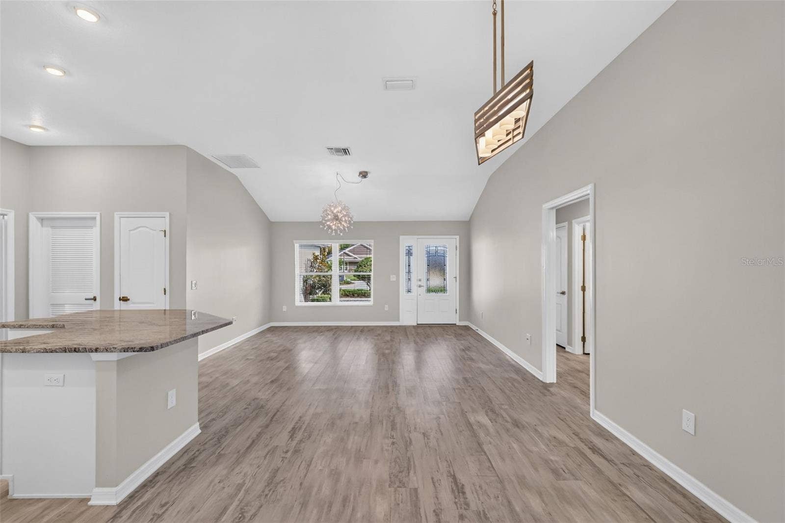 3254 ZIPPERER WAY, The Villages, FL 32163 Living, Dining, and Kitchen