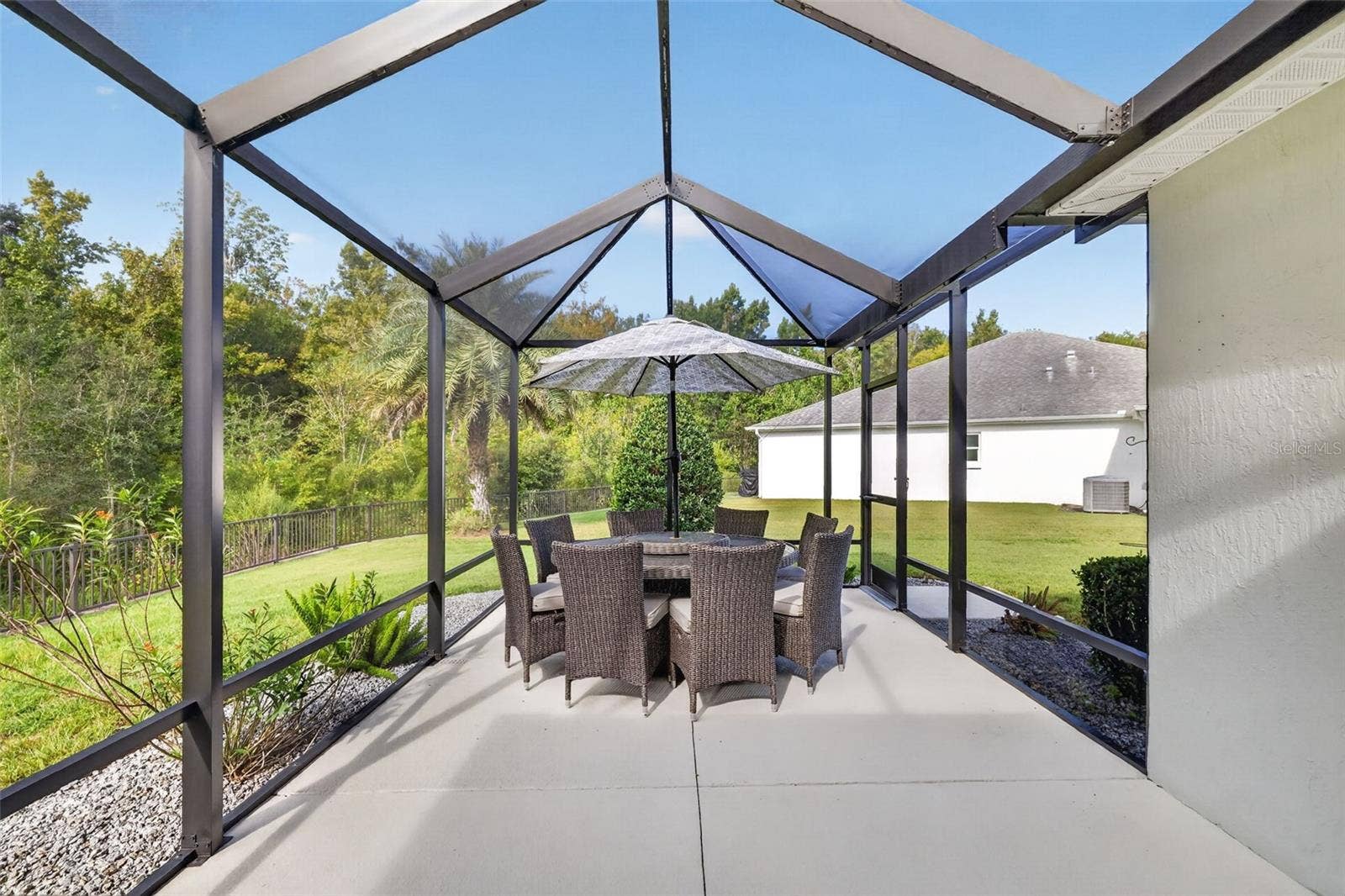 3254 ZIPPERER WAY, The Villages, FL 32163 Birdcage with PRIVATE PRESERVE VIEWS